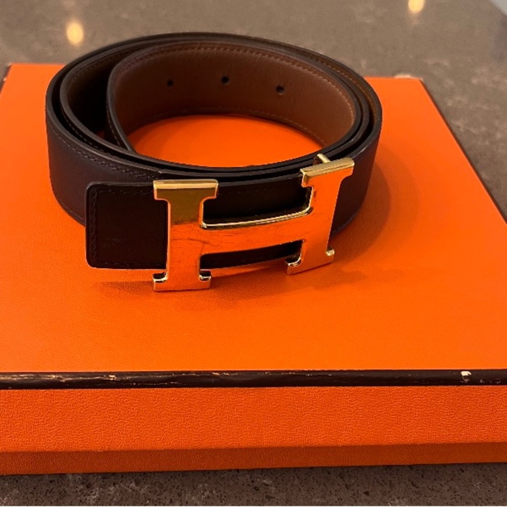 Hermes Constance Belt. Women’s M size 34”.